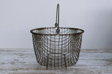 antique crimped wire basket w/ handle, small eggbasket shape, nice old patina 