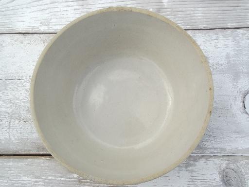 photo of antique  crock bowl, primitive old farmhouse kitchen stoneware mixing bowl #2