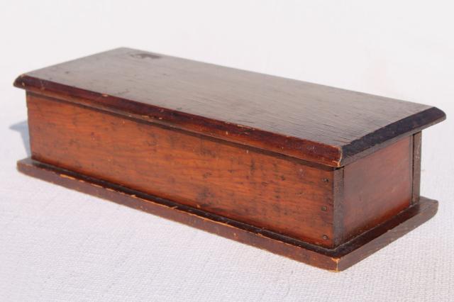 photo of antique early 1900s vintage pine wood box, small jewelry casket dresser box or instrument case #1