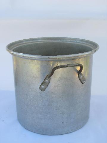 photo of antique early aluminum camping pot & lid w/1910 patent date #5