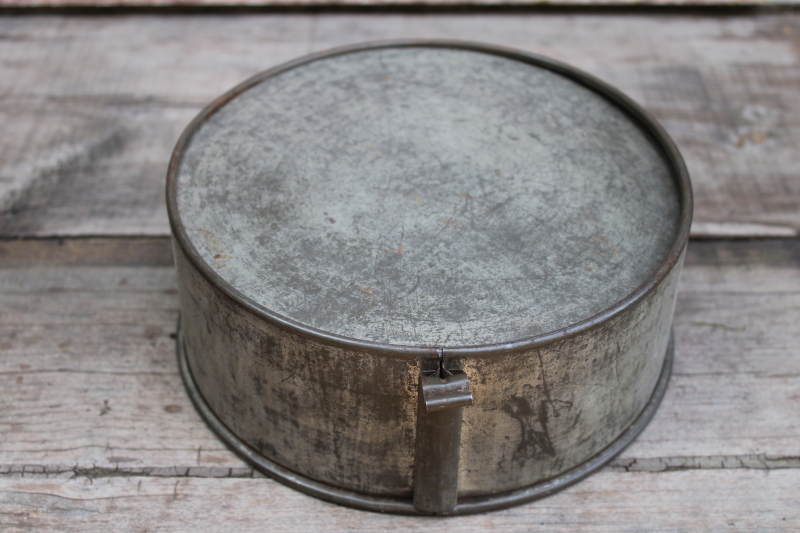 photo of antique embossed tin baking pan, Milwaukee Cream City advertising early 1900s vintage kitchenware  #3