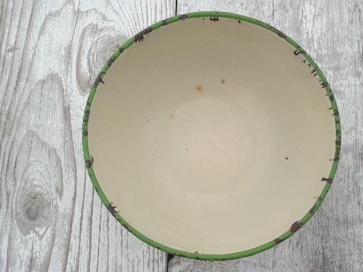 photo of antique enamelware kitchen bowls, vintage cream & jadite green enamel #5