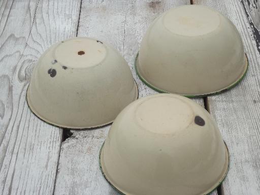 photo of antique enamelware kitchen bowls, vintage cream & jadite green enamel #6