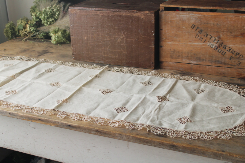 photo of antique fine flax linen table runner w/ handmade tatting lace edging, early 1900s vintage  #2