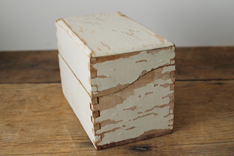 photo of antique fingerjointed wood box, recipe card file box w/ chippy old white paint  #2