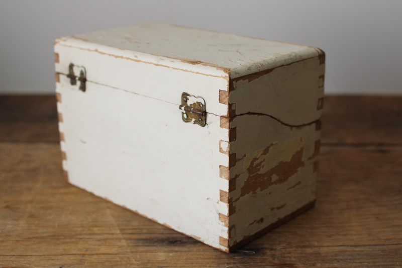 photo of antique fingerjointed wood box, recipe card file box w/ chippy old white paint  #3