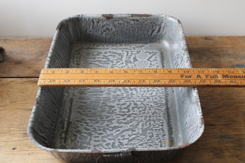 photo of antique gray enamelware baking or roasting pan, large rectangular tray old grey graniteware enamel  #7