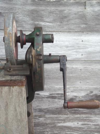 photo of antique hand crank bench grinder, The Luther Lines tool grinder, 1911 patent #5