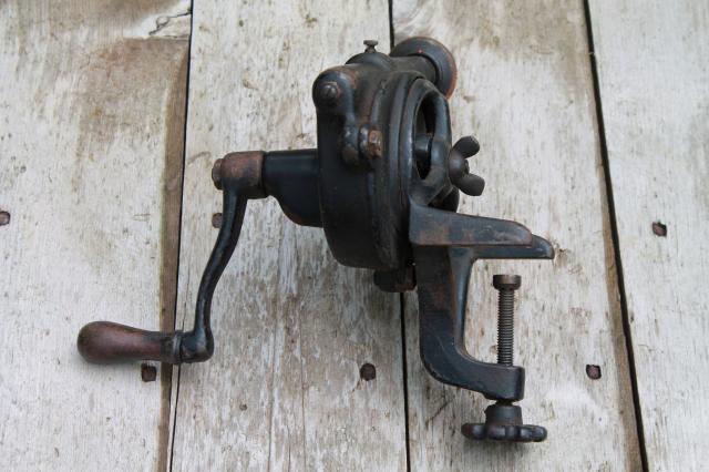 photo of antique hand cranked grinder, geared Luther Best Maide #51 old farm tool #4