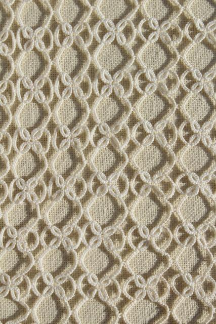 photo of antique handmade lace table runner, early 1900s vintage tatting, tatted lace #4