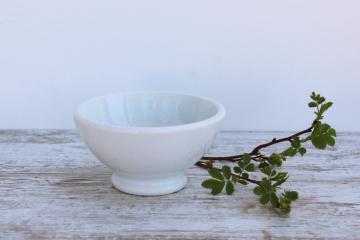 catalog photo of antique heavy white ironstone bowl w/ graceful footed shape, vintage Buffalo china