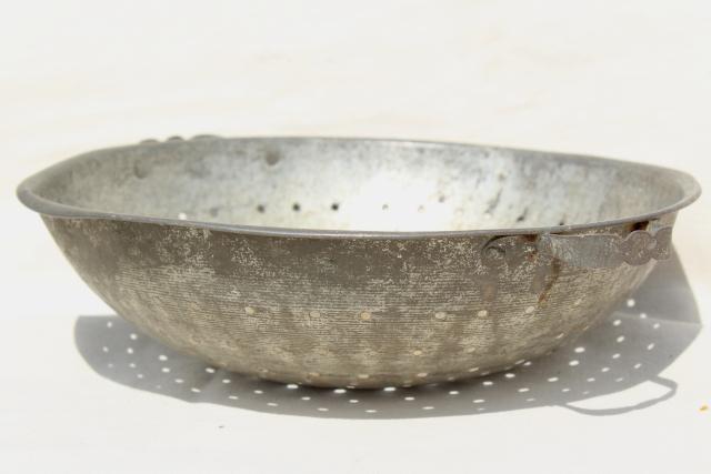 photo of antique kitchen primitive colanders, vintage tin metal strainer bowls #3