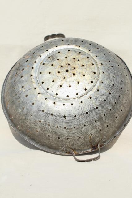 photo of antique kitchen primitive colanders, vintage tin metal strainer bowls #6