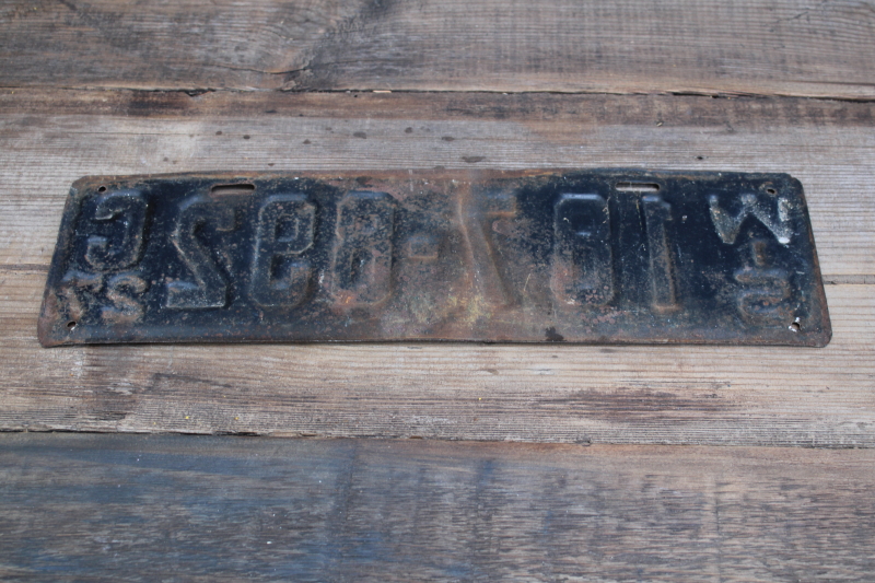 photo of antique license plate, vintage 1927 Wisconsin license plate #4