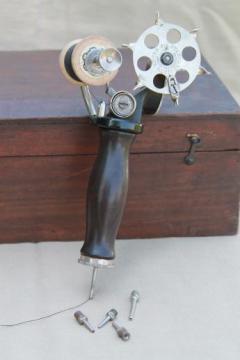 catalog photo of antique measuring tool for fabric or cloth, 1887 Standard Cloth Meter No. 512 w/ wood case