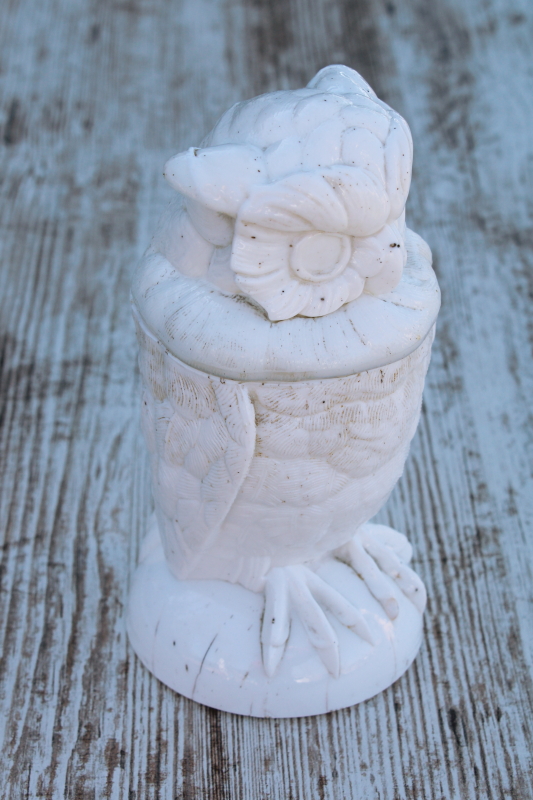 photo of antique milk glass owl, figural covered dish EAPG Atterbury glass 1890s vintage #3