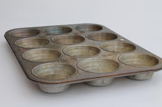 photo of antique muffin tins, primitive vintage baking pans, cupcake or cornbread pans #2