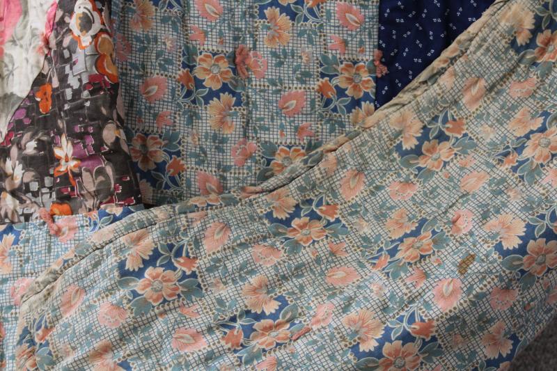 photo of antique patchwork tied quilt, early 1900s vintage cotton fabrics comforter bedspread #3