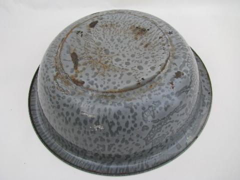 photo of antique primitive vintage grey mottle graniteware enamel bowl & laundry pan #7