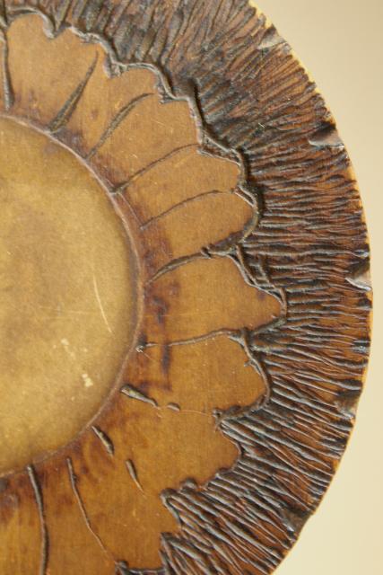 photo of antique pyrography woodburned wall art plaque, round sunflower or daisy dated 1905 #5