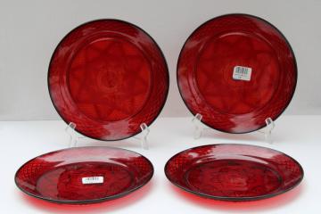 catalog photo of antique ruby red pattern Cristal dArques Arcoroc dinner plates never used set of 4