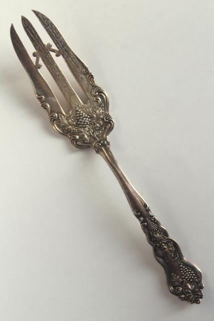 photo of antique silver, ornate cake serving fork, 1905 American Silver / International vintage grapes #1