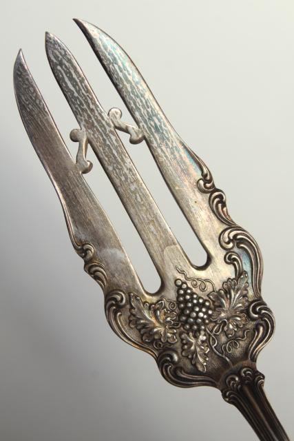 photo of antique silver, ornate cake serving fork, 1905 American Silver / International vintage grapes #2