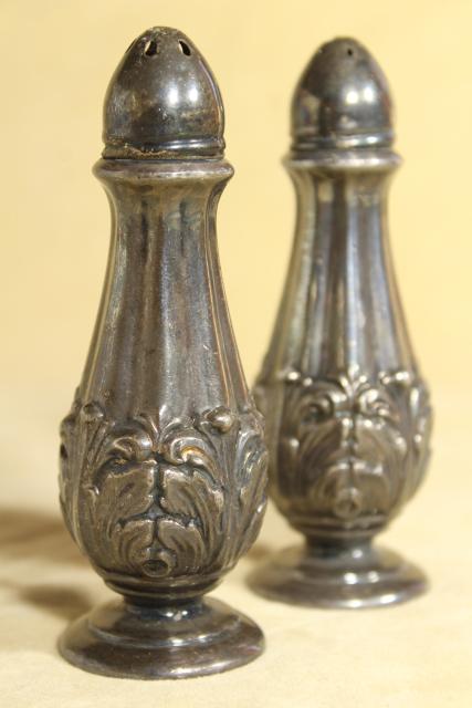 photo of antique silver plate salt and pepper shakers w/ acanthus leaf, early 20th century vintage #1