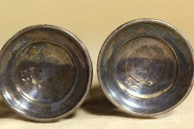 photo of antique silver plate salt and pepper shakers w/ acanthus leaf, early 20th century vintage #6