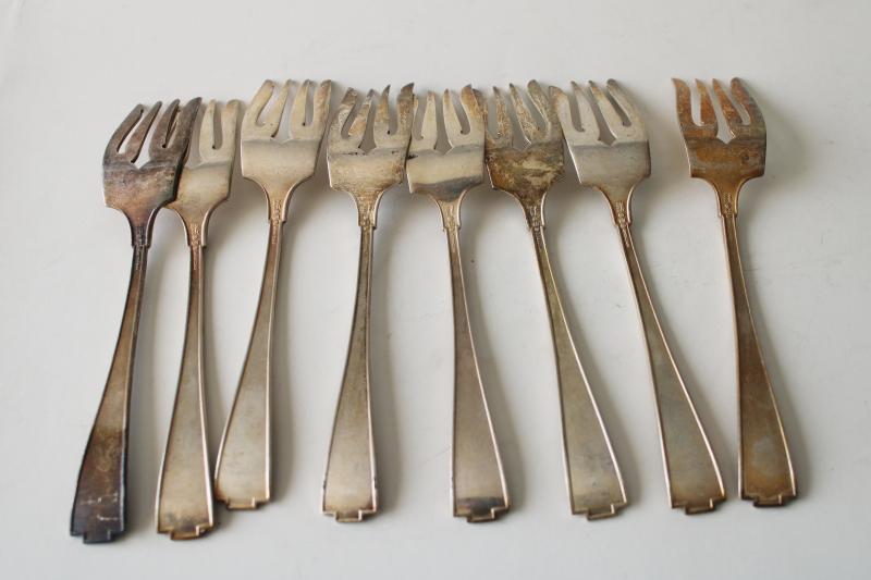 photo of antique sterling silver Gorham Etruscan pattern salad forks set of 8, vintage 1913 #5