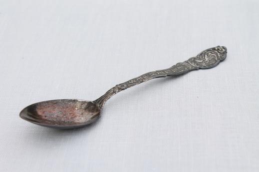 photo of antique sterling silver spoon dated 1891, vintage souvenir spoon - Illinois #9