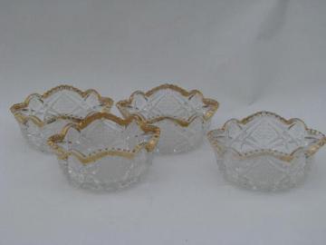 catalog photo of antique sunburst pattern berry bowls, vintage pressed glass