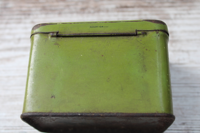 photo of antique tin for steampunk style auto or motorcycle goggles, 1920s vintage graphics print on green metal  #4