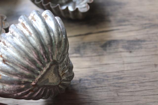 photo of antique tin patty pan molds, rustic rusty metal heart shaped pans made in England #4