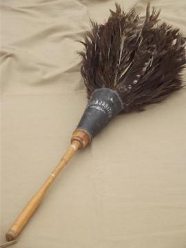 catalog photo of antique turkey feather duster w/ old wooden handle, early 1900s vintage