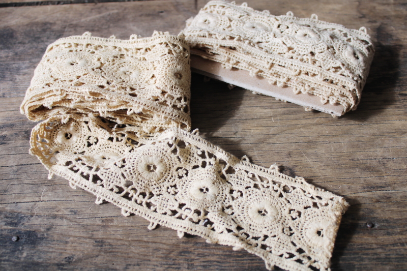 photo of antique turn of the century vintage chemical lace, Victorian era cotton lace trim or insertion #1