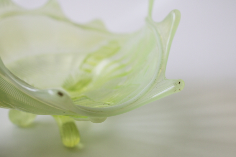 photo of antique vaseline opalescent uranium glow glass candy dish, Northwood Klondike three toed bowl #4