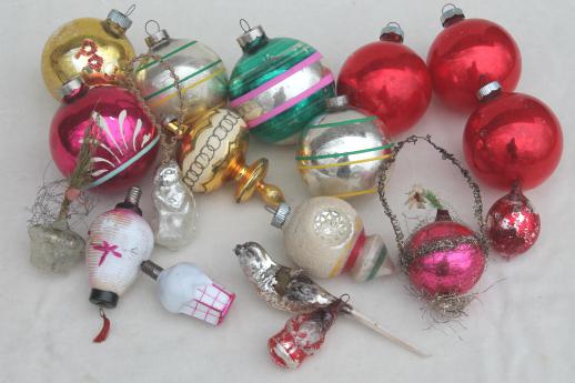 photo of antique & vintage Christmas tree ornaments lot, glass balls & old metal tinsel decorations #7