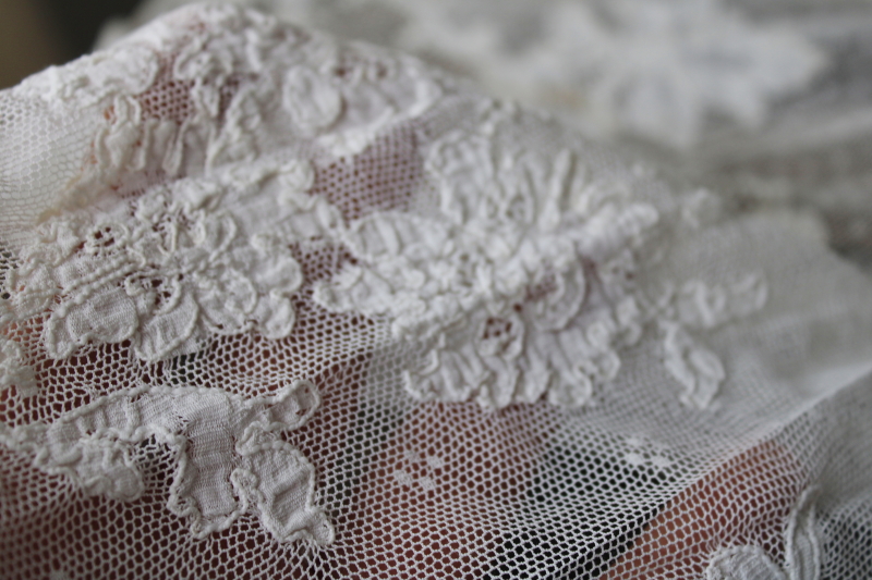 photo of antique vintage French alencon lace tablecloth, white cotton lace 102 x 60 oval tablecloth #2