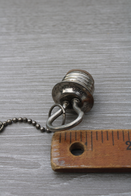 photo of antique vintage Schrader canteen flask bottle stopper, screw top w/ original chain #1