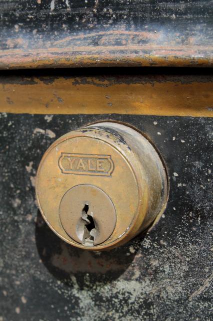 photo of antique vintage ballot box, large metal document box w/ old brass yale lock #10
