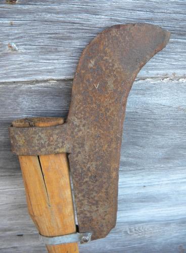 photo of antique vintage billhook or brush axe, primitive old farm tool #4