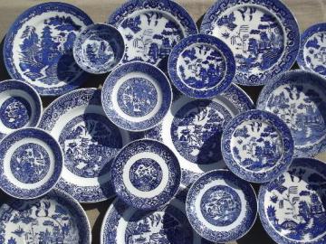 catalog photo of antique vintage blue willow china, shabby old blue & white plates & bowls