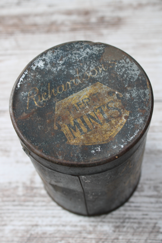 photo of antique vintage candy tin Merit Mints Richardson's Philadelphia black & gold #3