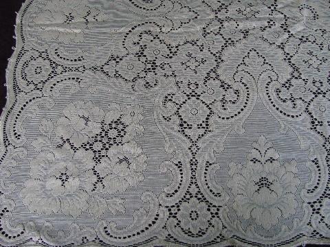 photo of antique vintage cotton lace tablecloths, off-white and ecru #4