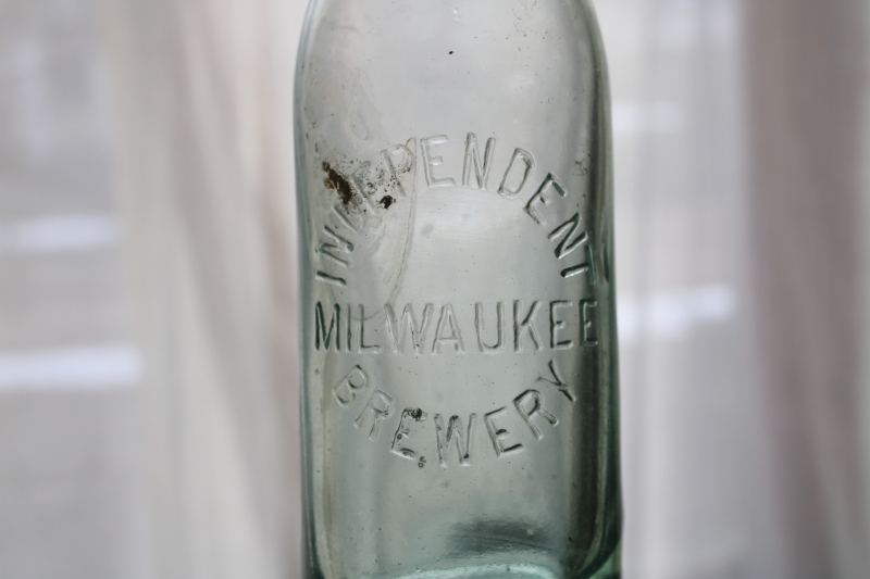 photo of antique vintage embossed glass bottle Independent Milwaukee Brewery bottle pre prohibition?  #2