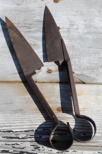 photo of antique vintage farm primitive tool, old sheep shears for hand shearing #3