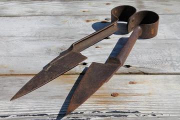 catalog photo of antique vintage farm primitive tool, old sheep shears for hand shearing