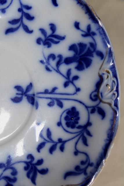 photo of antique vintage flow blue & white china, instant collection of 12 plates saucers #14