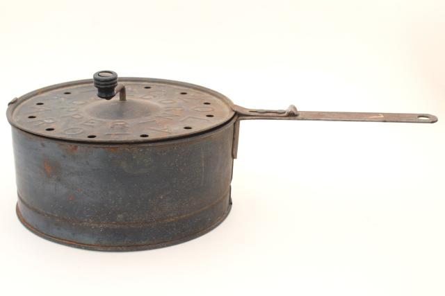 photo of antique vintage hand crank pop corn popper, old Karo Mazola stove top popcorn popper #1